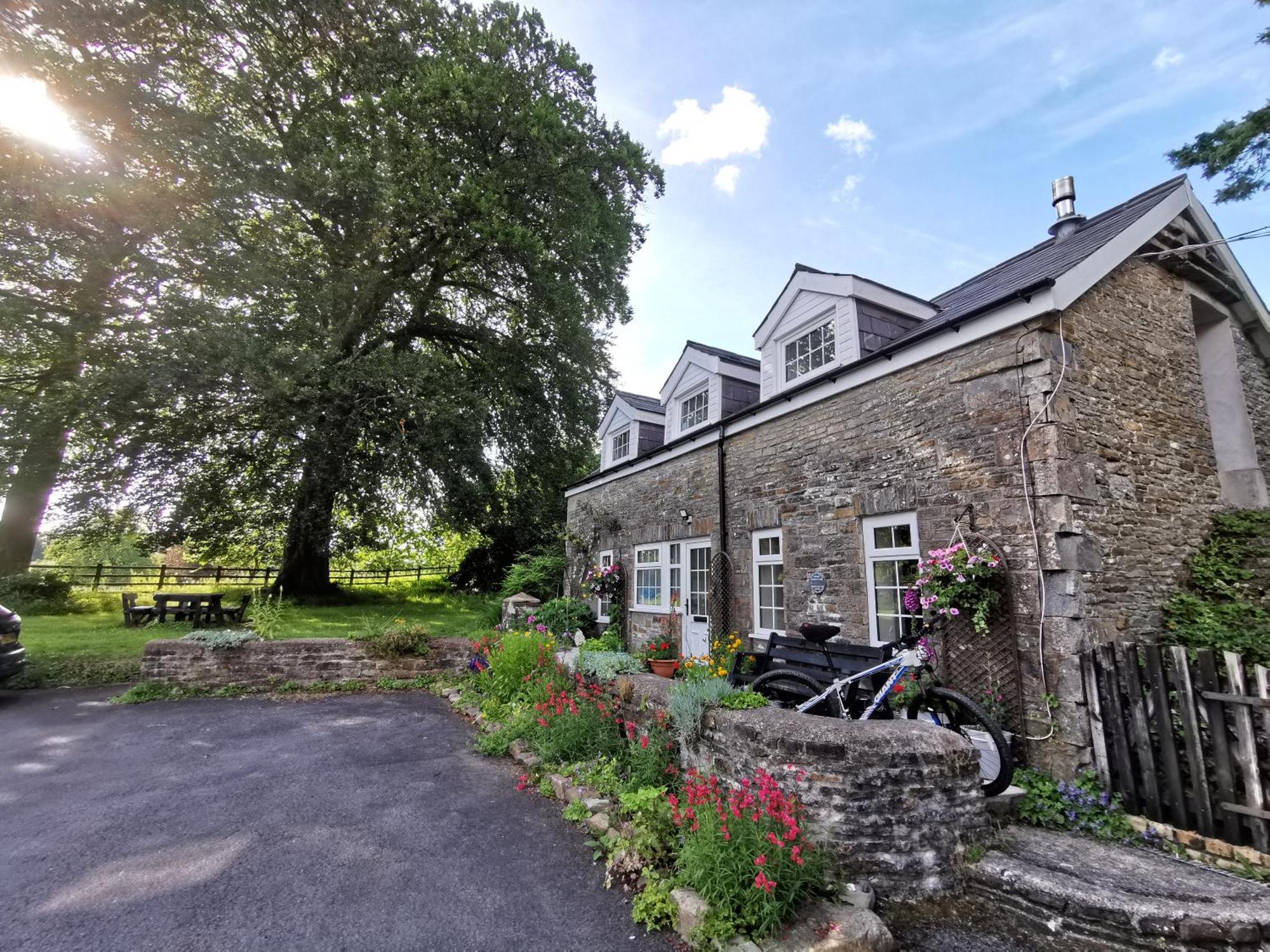 Swansea Valley Holiday Cottages Cilybebyll Εξωτερικό φωτογραφία