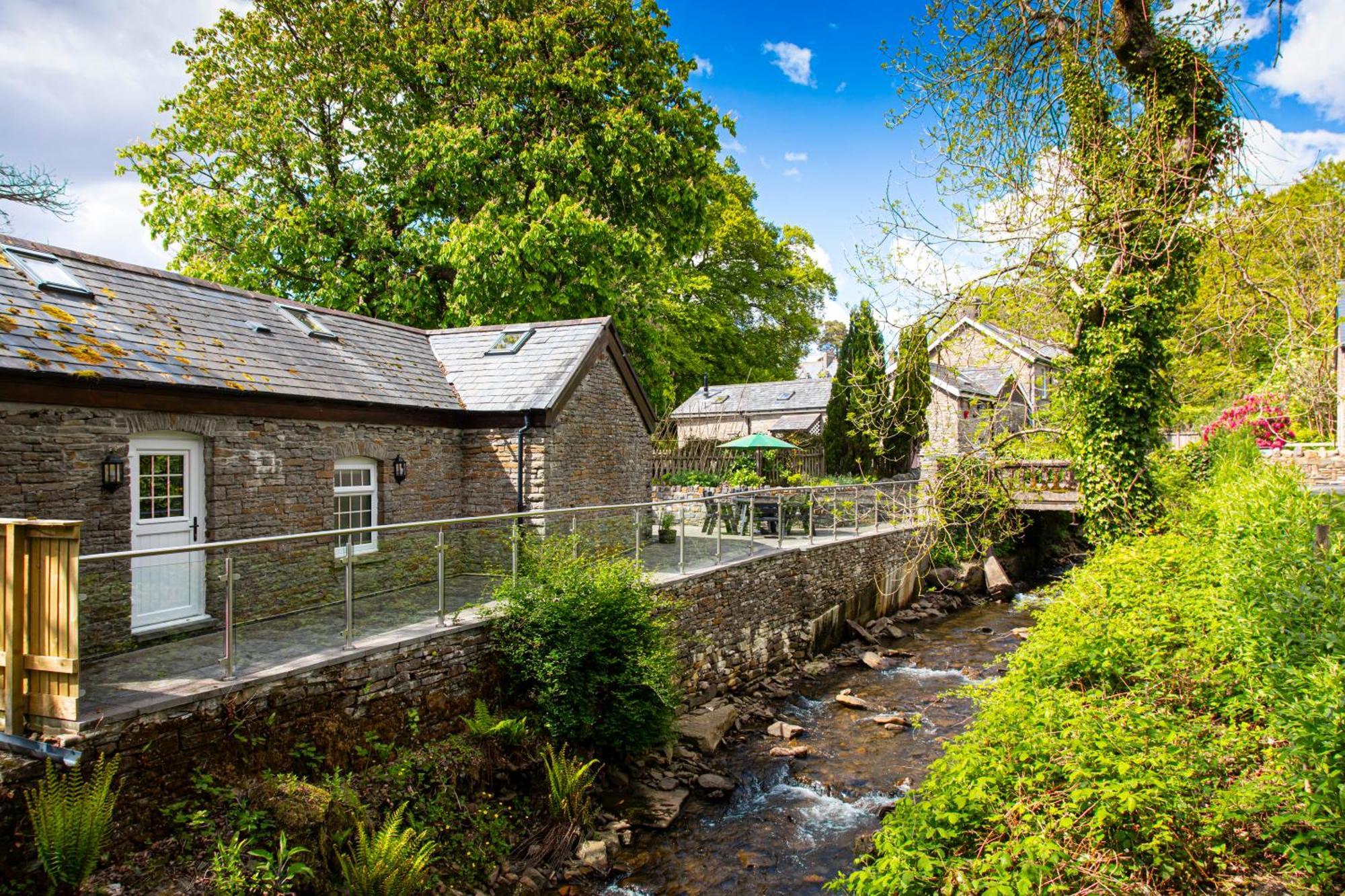 Swansea Valley Holiday Cottages Cilybebyll Εξωτερικό φωτογραφία